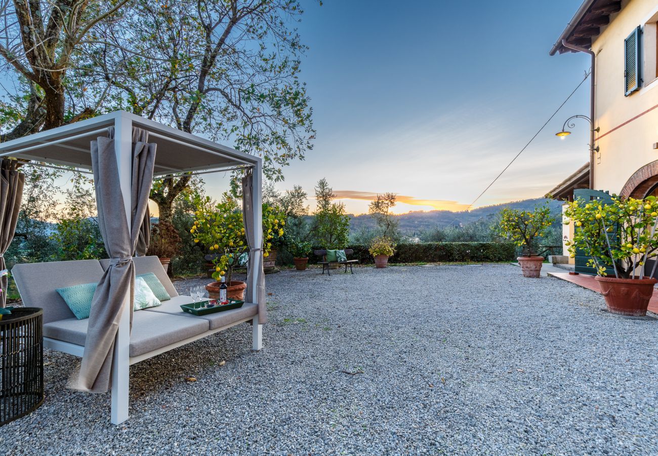 Villa à Lucques - Villa Amore, a Romantic Hilltop Farmhouse in Lucca