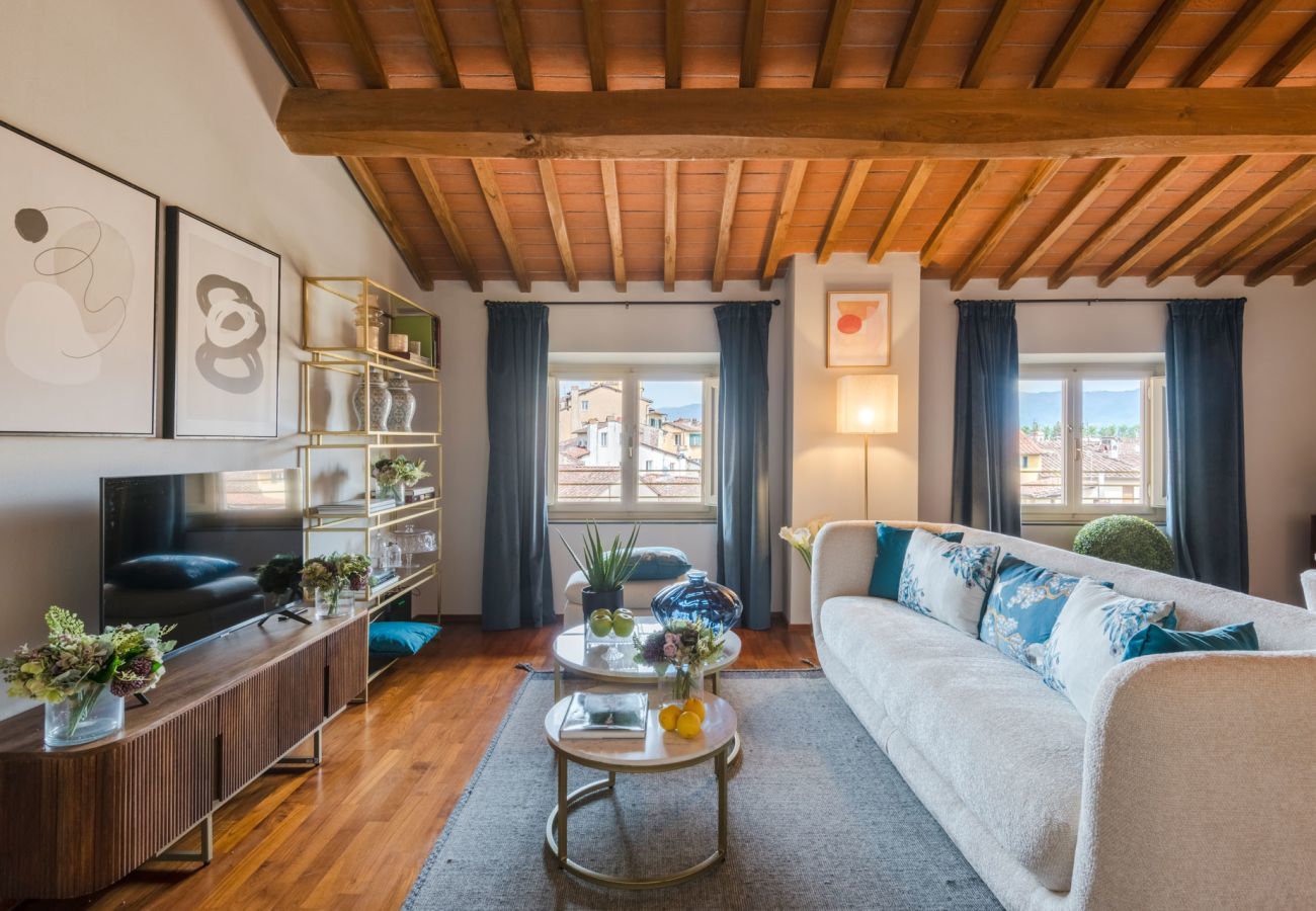 Appartement à Lucques - De Nobili Penthouse, Luxury Apartment with Elevator inside the Walls of Lucca