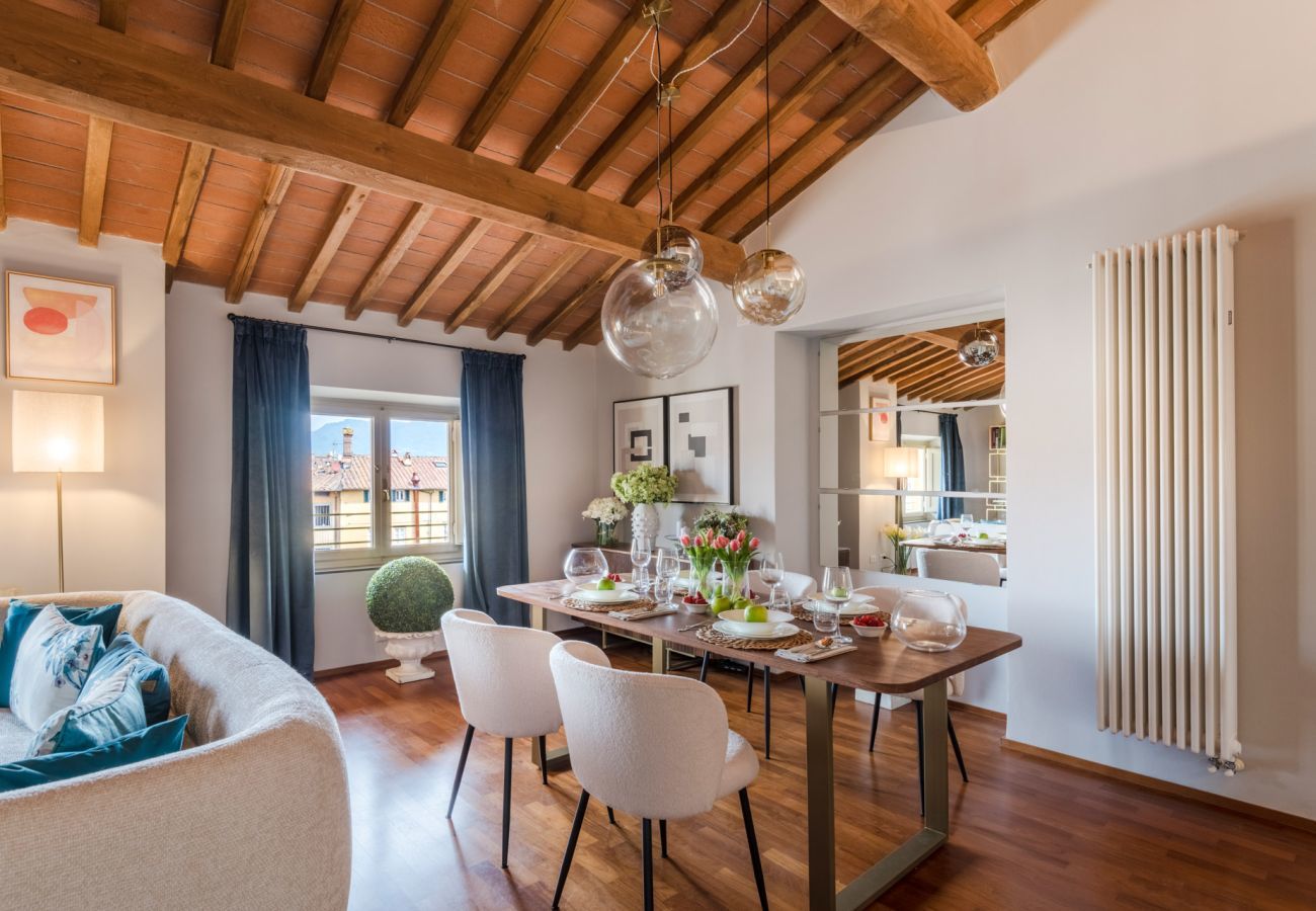 Appartement à Lucques - De Nobili Penthouse, Luxury Apartment with Elevator inside the Walls of Lucca