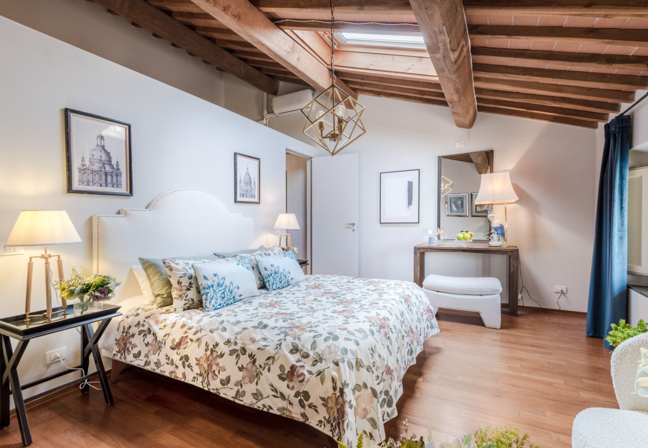 Appartement à Lucques - De Nobili Penthouse, Luxury Apartment with Elevator inside the Walls of Lucca