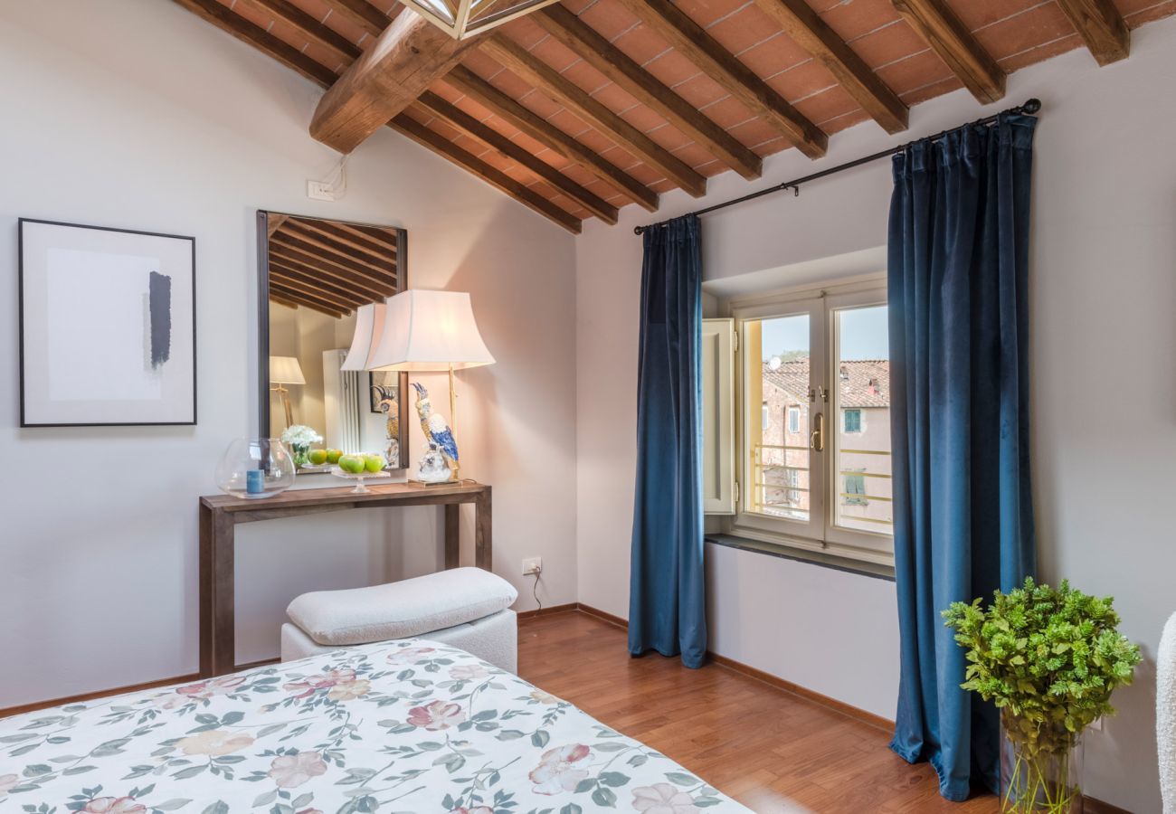 Appartement à Lucques - De Nobili Penthouse, Luxury Apartment with Elevator inside the Walls of Lucca